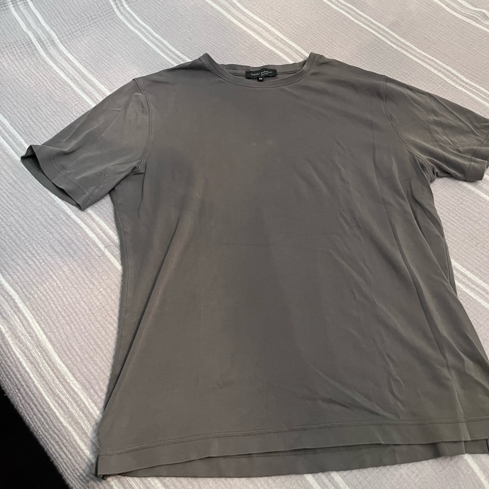 Mens tee